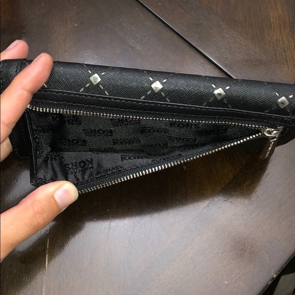 Brand new Michael Kors wallet - Picture 5 of 5